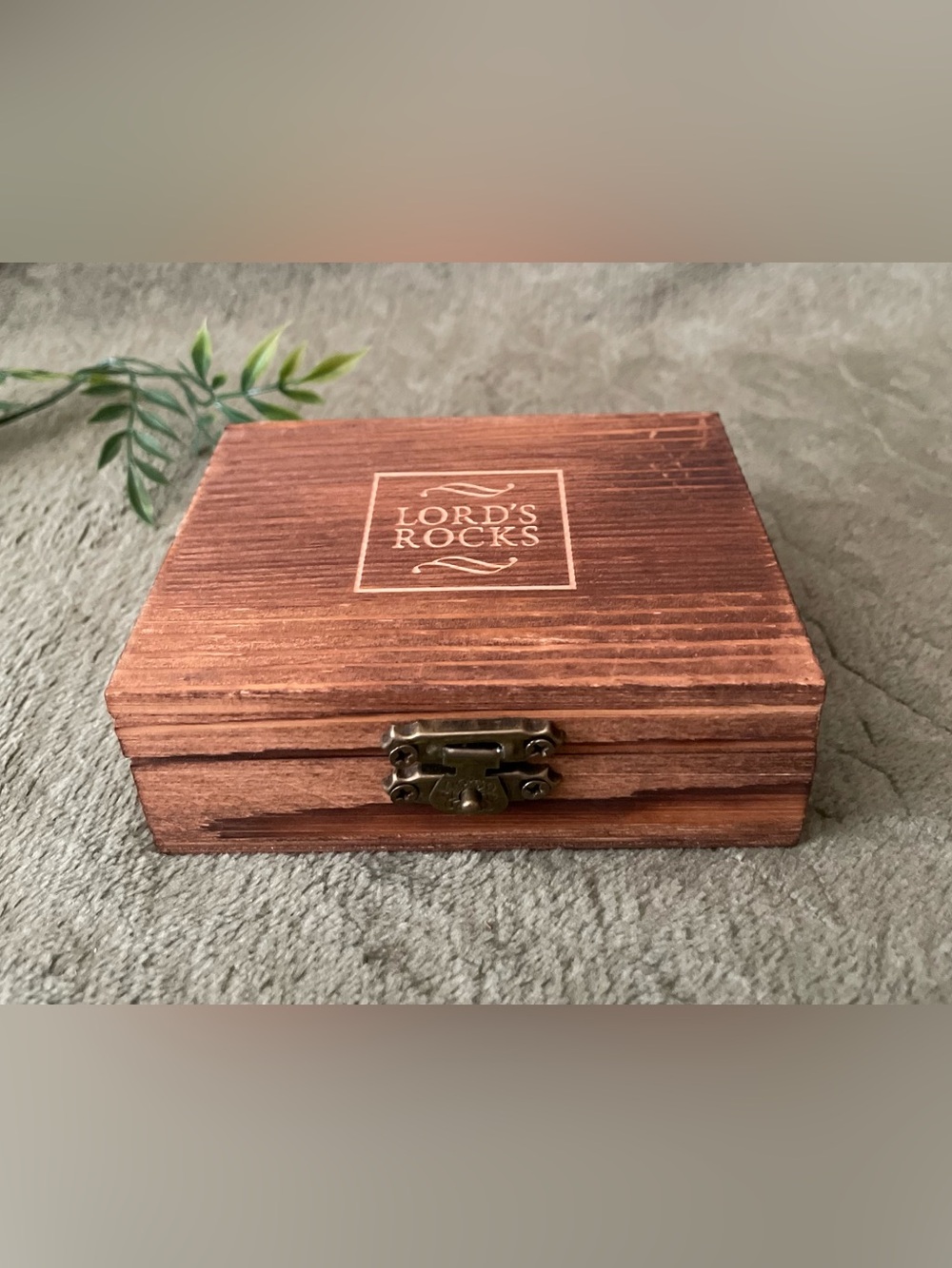 Lord's Rocks Whiskey Stones in Wood Box